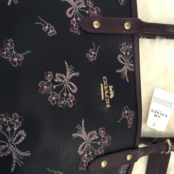 New COACH Reversible Tote BAG Floral Mahogany - Picture 2 of 11